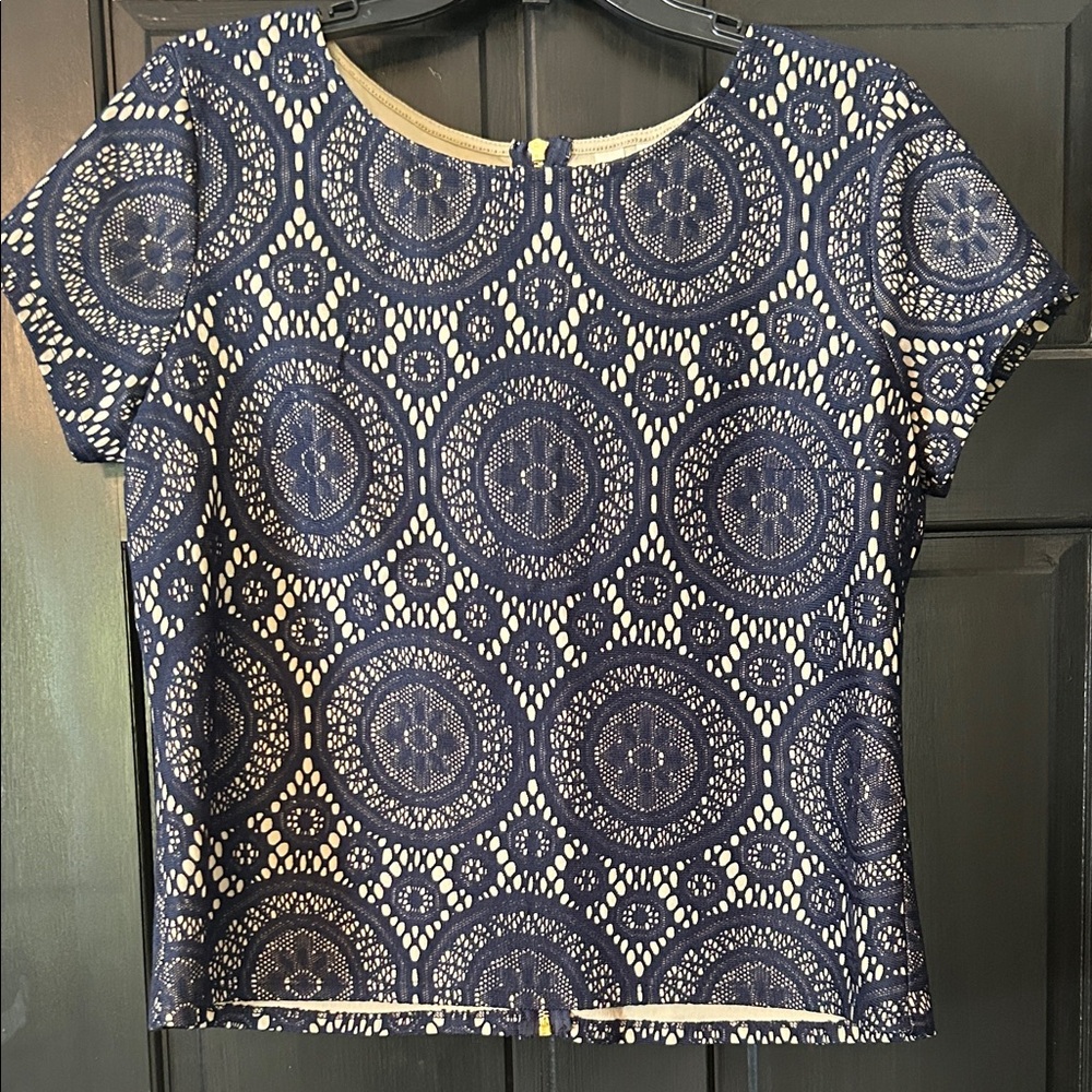 Tacera Navy and Cream Lace-Effect Short Sleeve Top